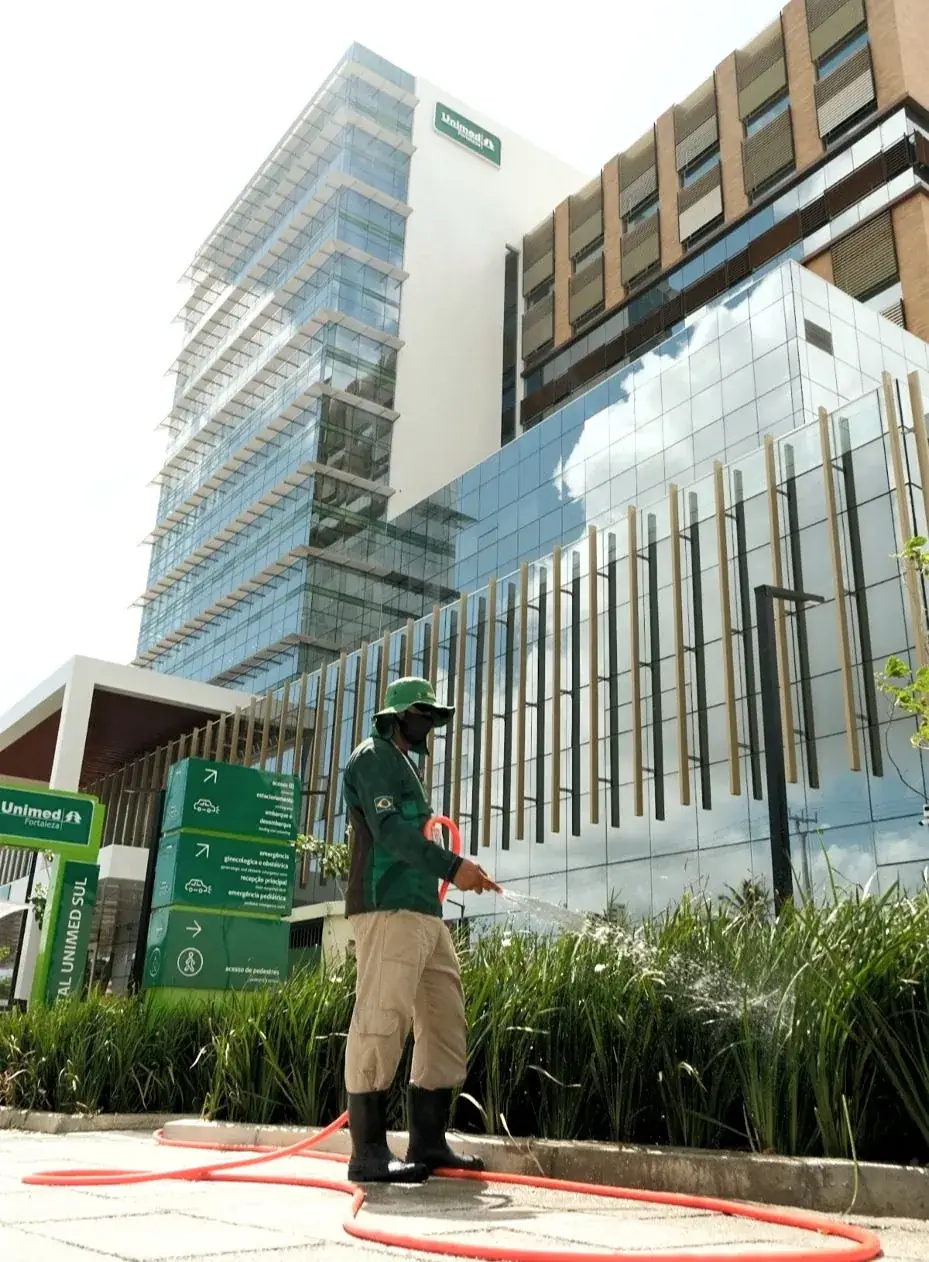 Irrigação em edifício empresarial